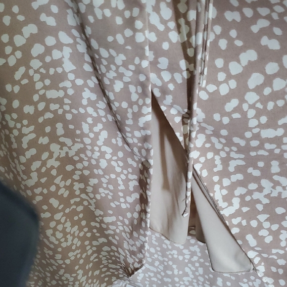 Everly Beige Patterned High Low Dress - Picture 7 of 9